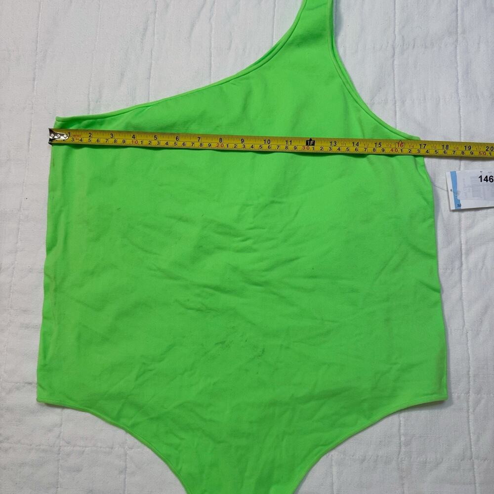 SKIMS Essential Bodysuit One Shoulder‎ Neon Green Highlighter Sz 4X/5X - Picture 5 of 8